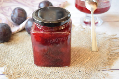 Plum jam five minutes