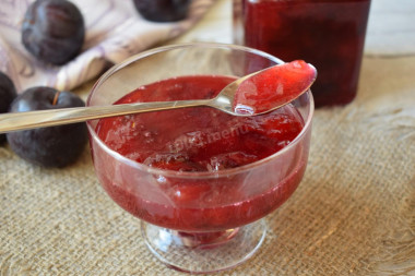 Plum jam five minutes