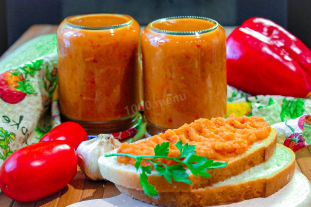 Adjika of zucchini with tomato paste for winter