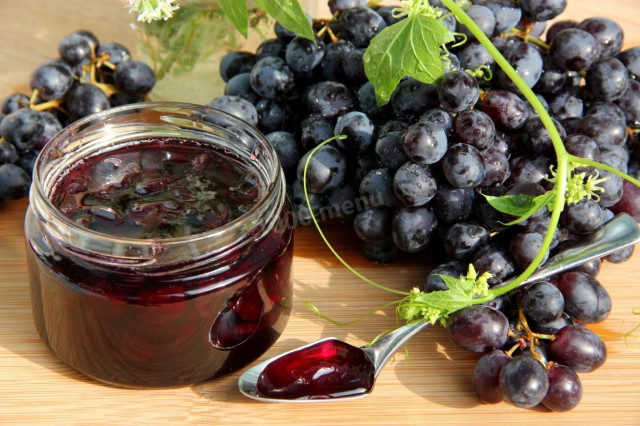 Kishmish grape jam