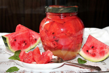 Watermelons in jars for winter without sterilization