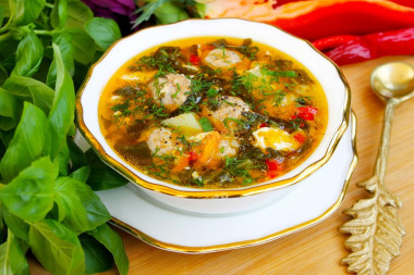 Sorrel soup with meatballs