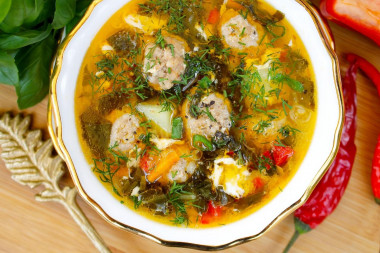 Sorrel soup with meatballs