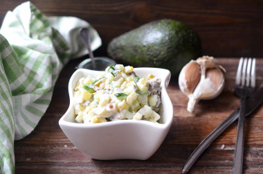 Salad with beef and pickled cucumbers