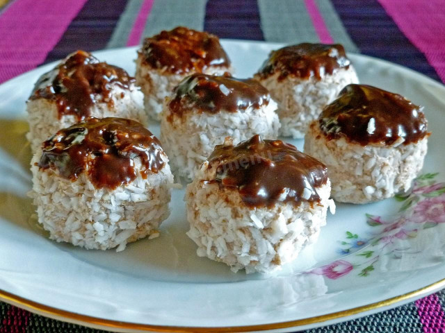 Curd chocolate balls