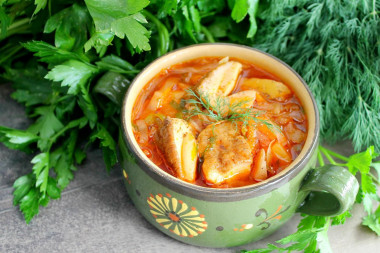 Borscht with porcini mushrooms