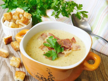 Mashed bacon soup