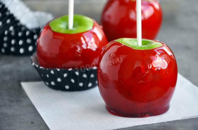 Red caramel apple