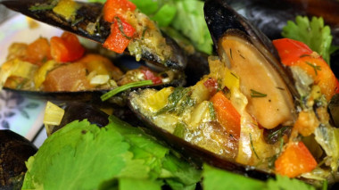 Mussel shells in cream sauce