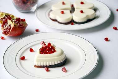 Dessert Valentine with pomegranate