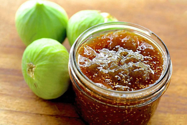 Green fig jam