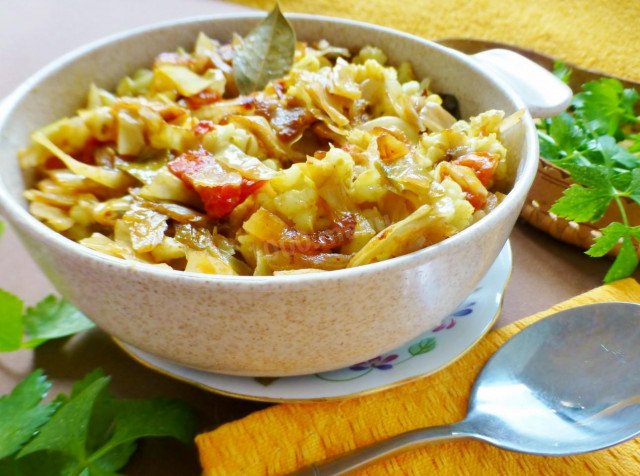 Cabbage soup with bacon and pearl barley