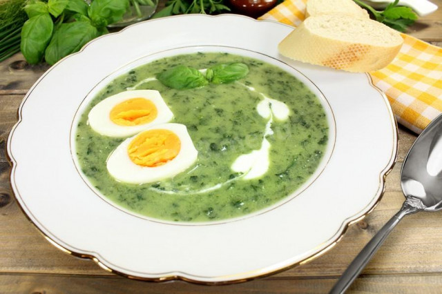 Traditional German chervil soup