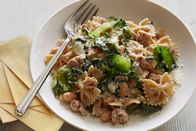 Pasta with escarole