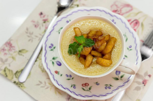 Porridge of corn groats on water