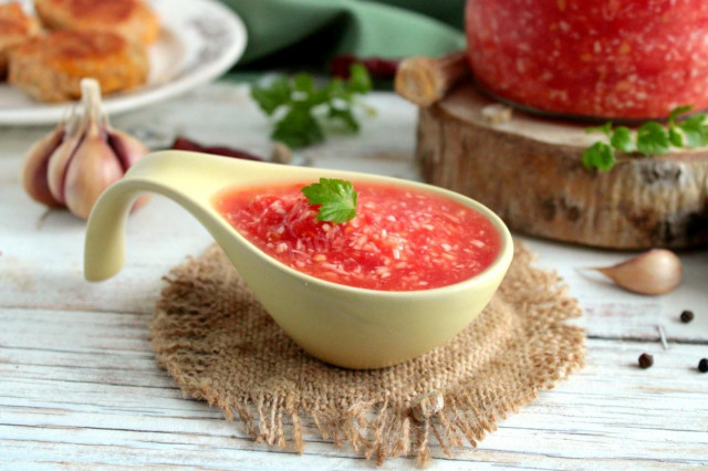 Horseradish and tomato appetizer