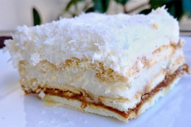 Raffaello cake without baking