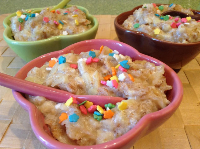 Oatmeal porridge Four cereals in a slow cooker