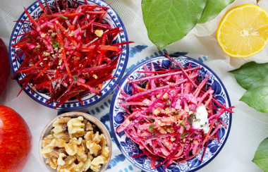 Raw beetroot salad with carrots, apples and nuts