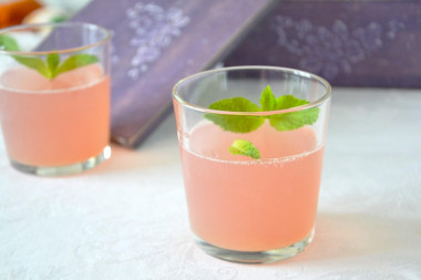 Rhubarb jelly