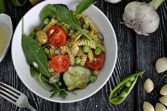 Summer salad with pumpkin oil