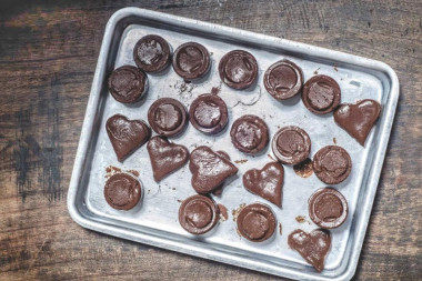 Homemade milk chocolates