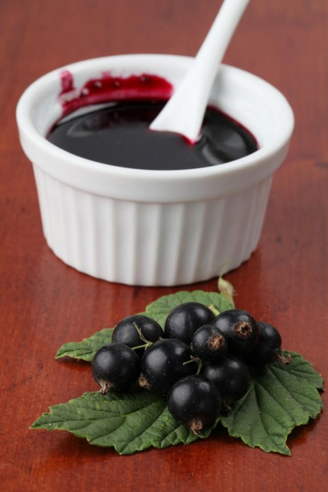 Chernomorochka berry sauce