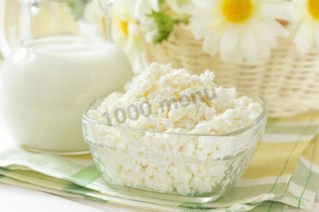 Plain kefir cottage cheese