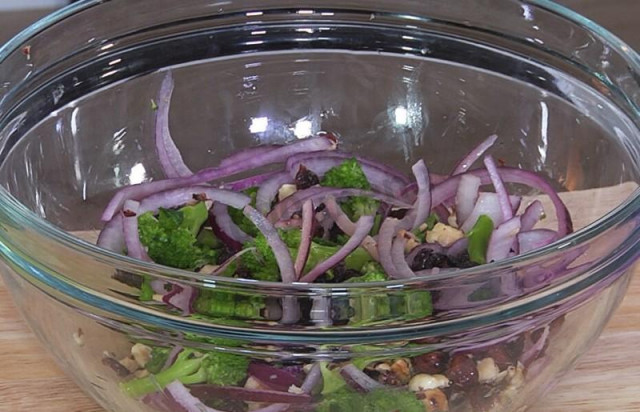 Broccoli salad with nuts and cranberries