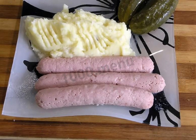 Homemade chicken sausages