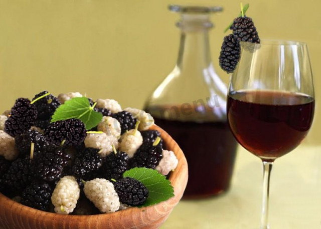 Mulberry liqueur