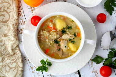 Peasant soup with oat flakes