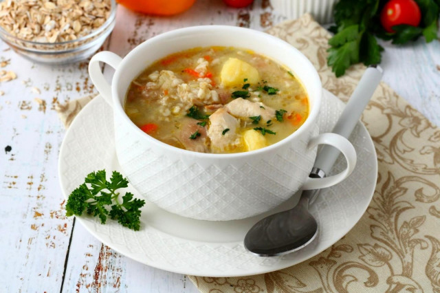 Peasant soup with oat flakes