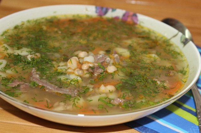 Bean soup on goose