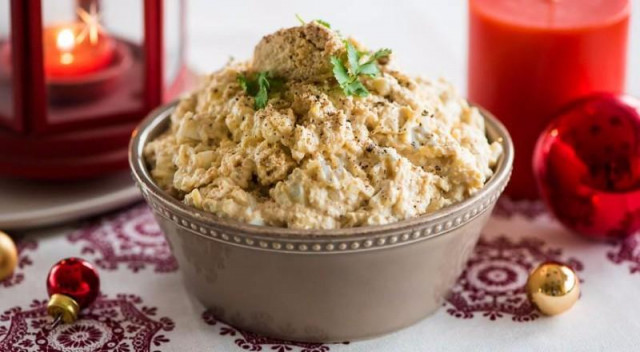 Pollock liver salad with mayonnaise