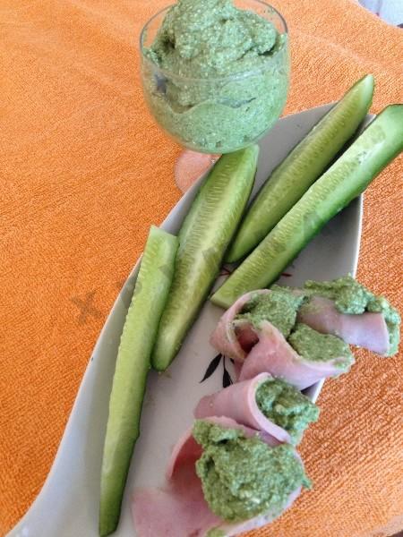 Spinach paste with cottage cheese and matzoni - Green Meeting