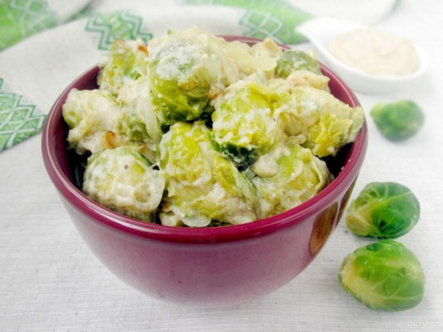 Brussels sprouts salad