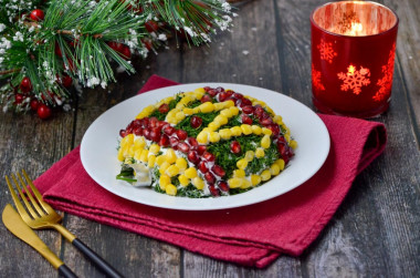 Salad Christmas tree toy with pineapple walnuts and chicken