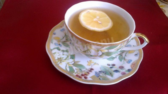 Green tea with lemon