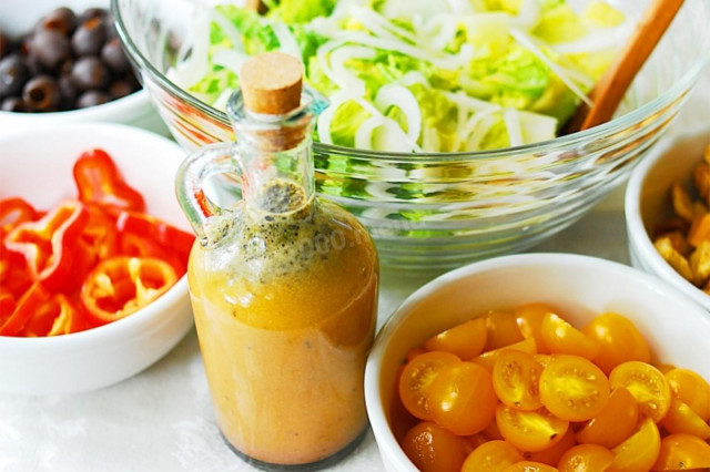 Greek salad dressing