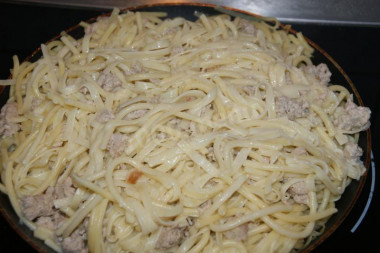 Pasta with pork Romance