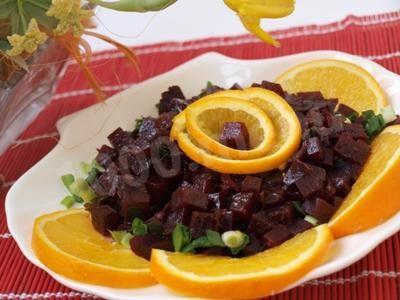 Beetroot salad with orange dressing