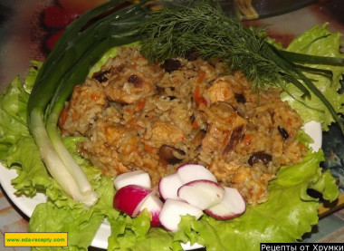 Rice porridge with mushrooms and meat on water