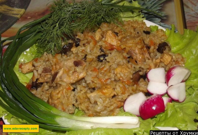 Rice porridge with mushrooms and meat on water