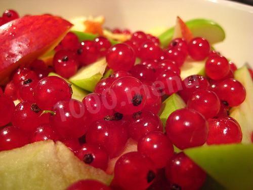 Currant jam with apples