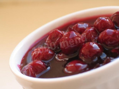 Simple cherry jam with a bone for the winter