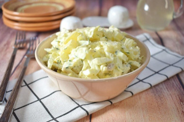 Salad with smoked chicken, Peking cabbage and pineapples