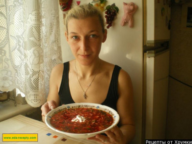 Ukrainian borscht with pork and dumplings