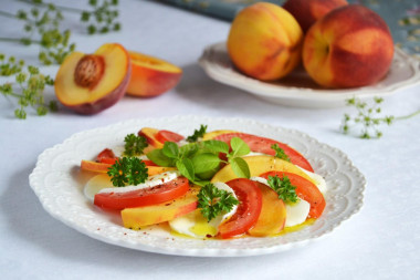 Caprese with peaches