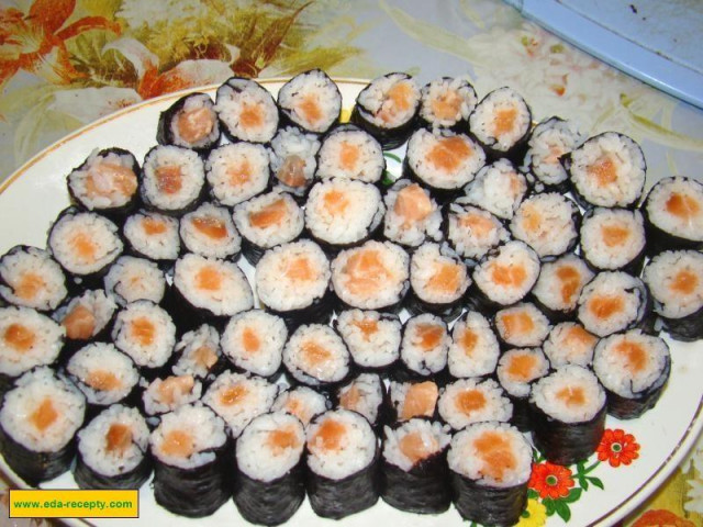 Salmon rolls